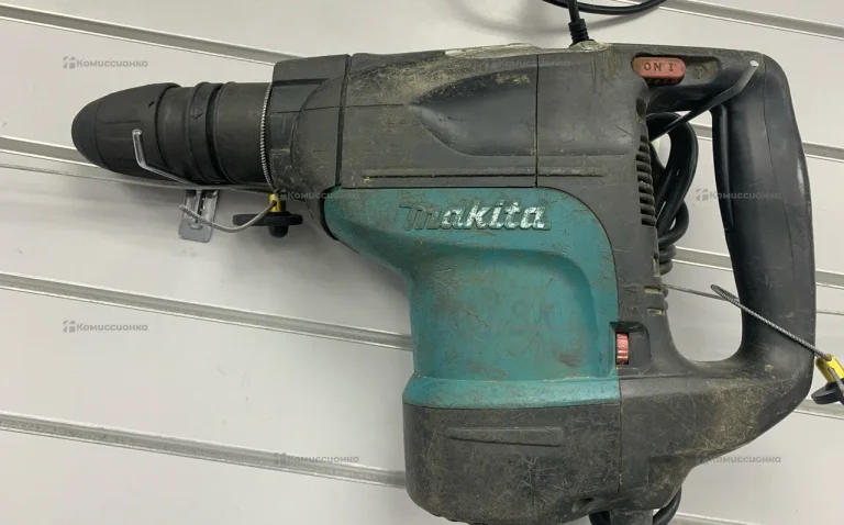 Перфоратор makita HR4501C