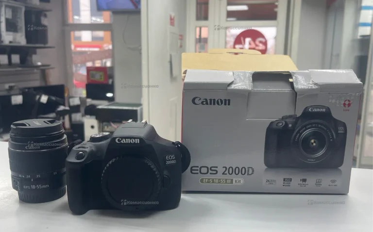 Фотоаппарат  canon 2000D