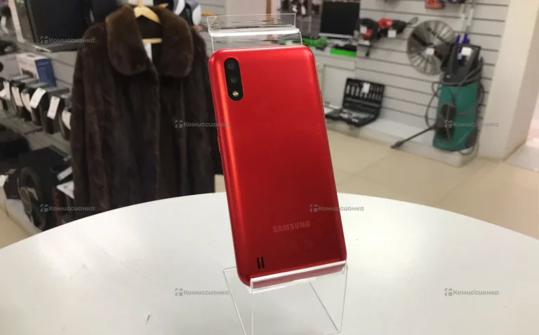 Samsung Galaxy M01 3/32 ГБ