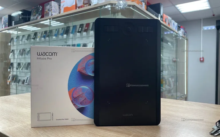 Графический планшет Wacom Intuos Pro