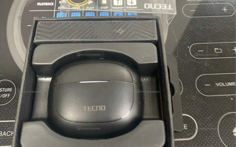 Наушники  Tecno