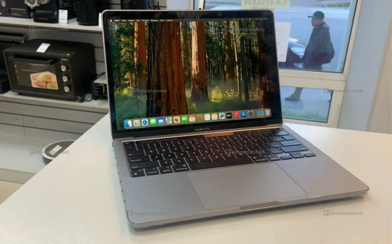 Ноутбук  MacBook Pro