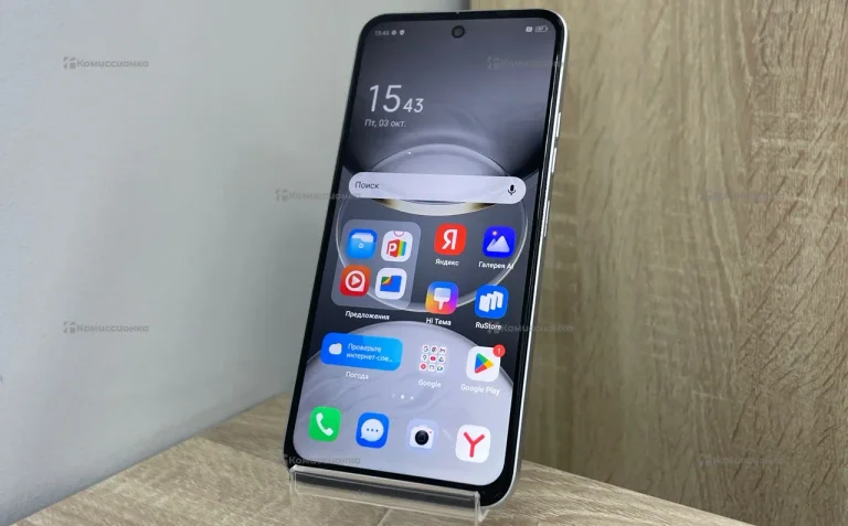 Tecno Spark 30C 4/128 ГБ