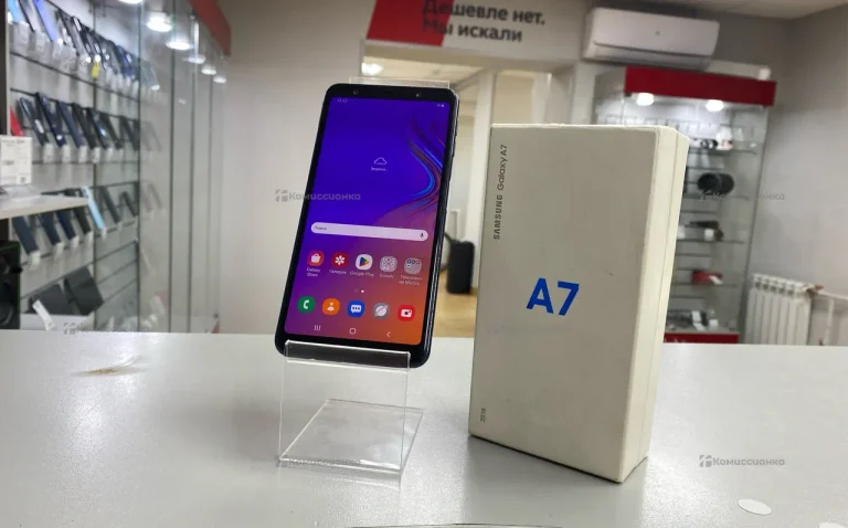 Samsung Galaxy A7 (2018) 4/64 ГБ