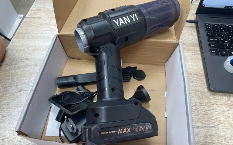 Пылесос  автомобильный Yan Y1