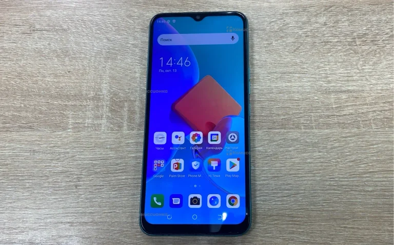 Tecno Spark 8C 4/64 ГБ