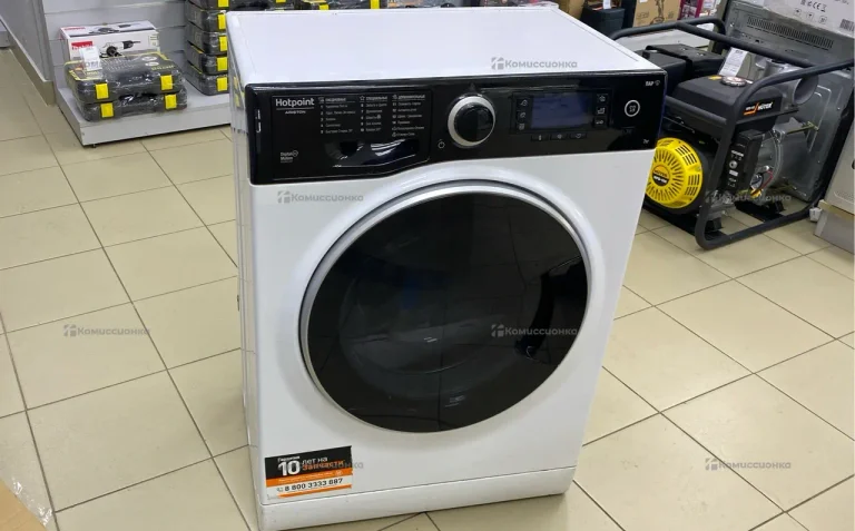 Стиральная машина  hotpoint ariston