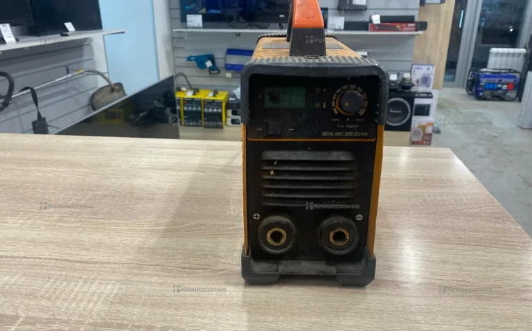 Сварочный аппарат Сварог REAL ARC 250 (Z227)