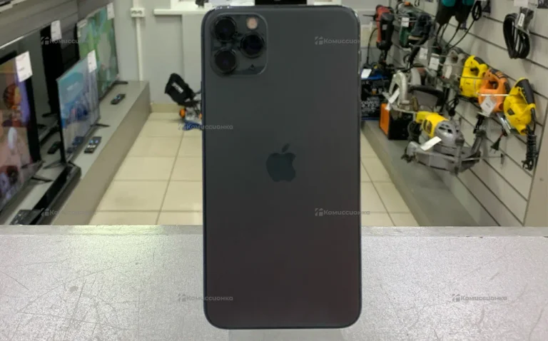 Apple iPhone 11 Pro Max 4/64 ГБ