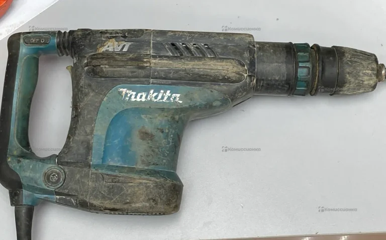 Отбойный молоток makita HM1213C