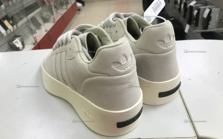 Кроссовки Adidas BAD BUNNY 42p
