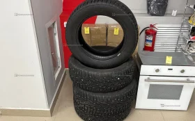 Комплект зимних колес Nokian Tyres 215/60 R17