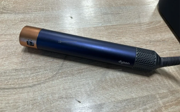 Стайлер Dyson