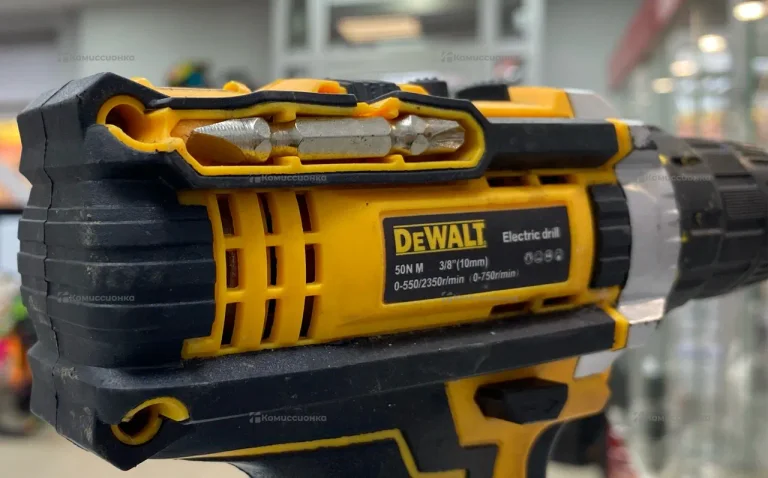 Дрель шуруповерт DeWalt Реплика