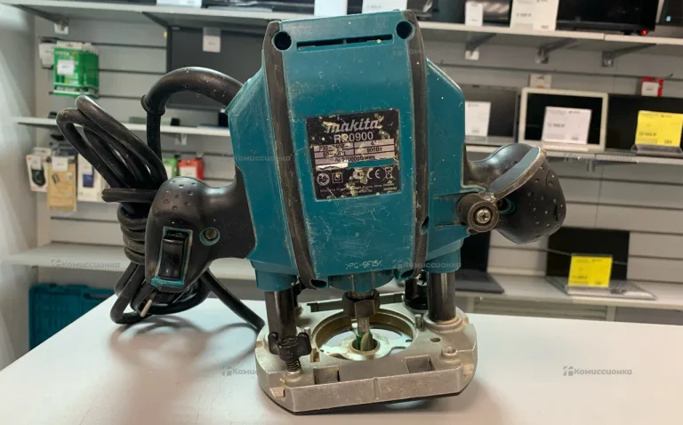 Фрезер makita RP0900