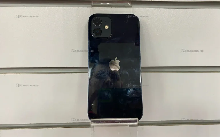 Apple iPhone 12 64 ГБ.