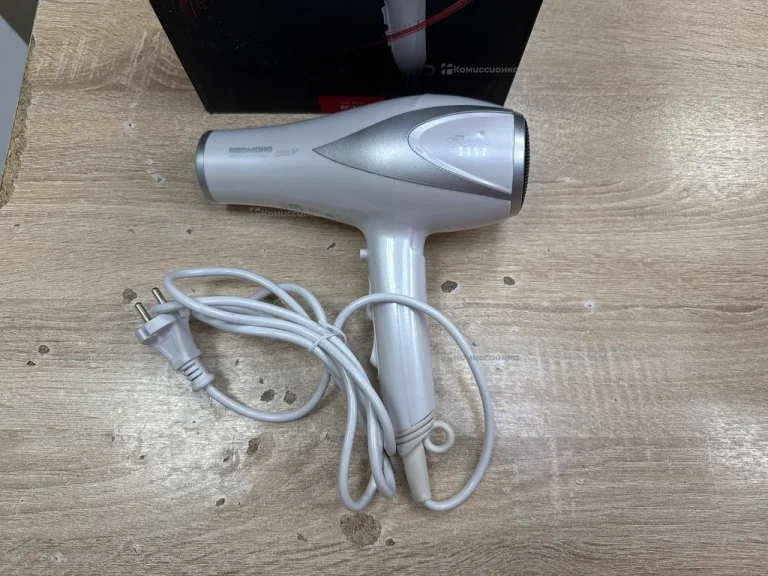 Фен REDMOND RF-539