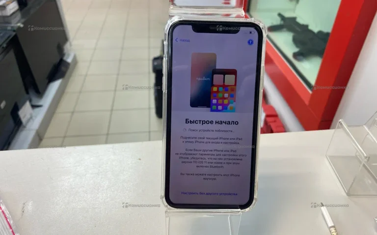 Apple iPhone XR 3/128 ГБ