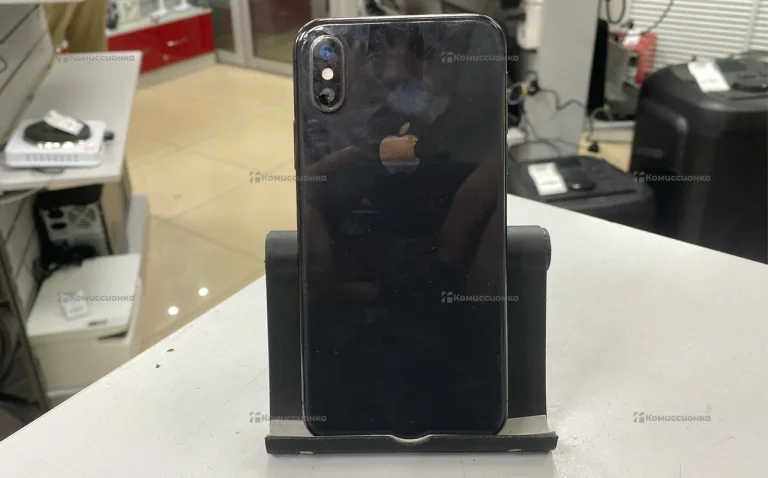 Apple iPhone XS 4/64 ГБ