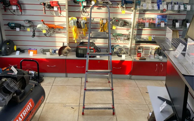 Стремянка 5 ступеней