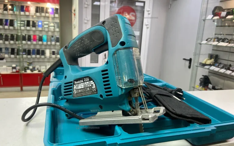 Makita лобзик 4326 / 4329