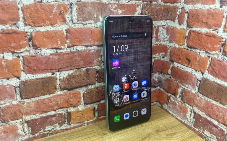 Tecno Spark Go 1 3/64Gb
