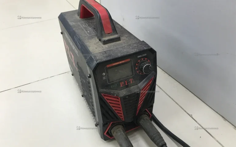 Инверторный сварочный аппарат P.I.T. PMI250-C