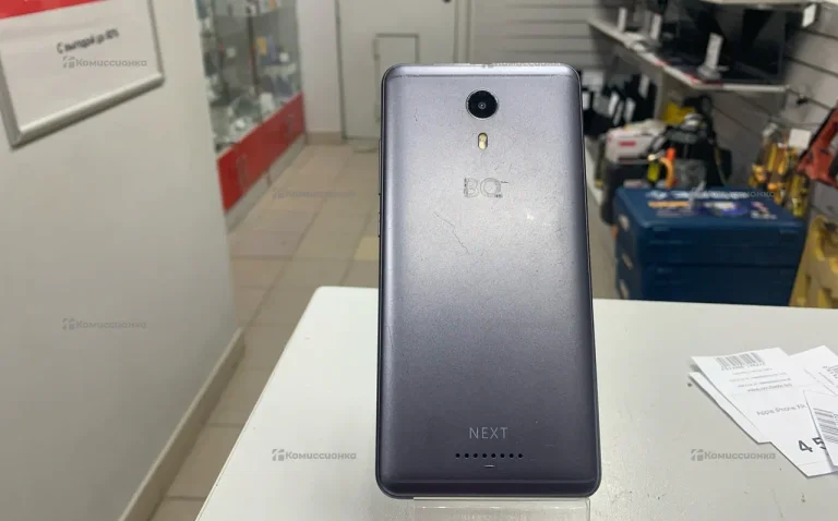 BQ 5522 Next 1/8 ГБ