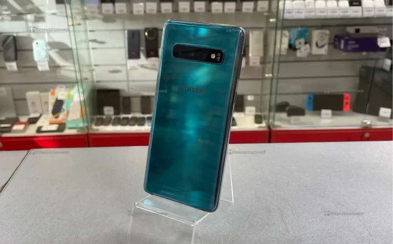 Samsung Galaxy S10 8/128 ГБ