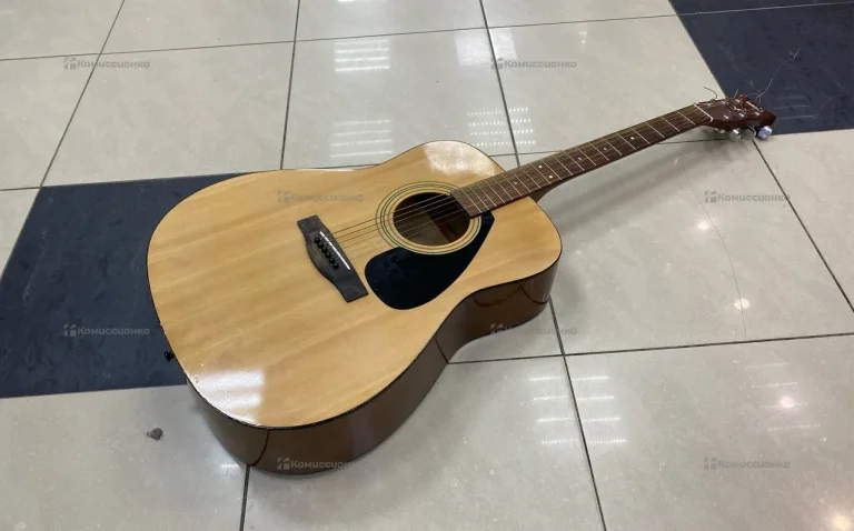 Гитара Yamaha F310