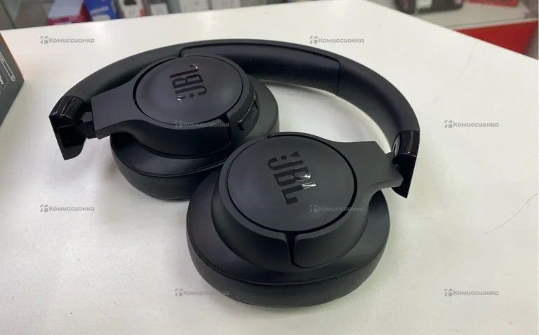 Наушники  JBL Tune 720