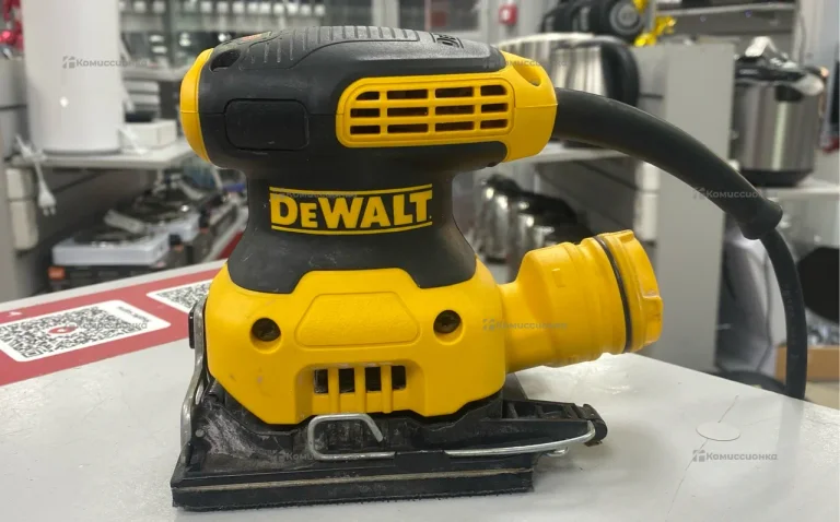 Вибро шлейф машинка DeWalt dwe6411