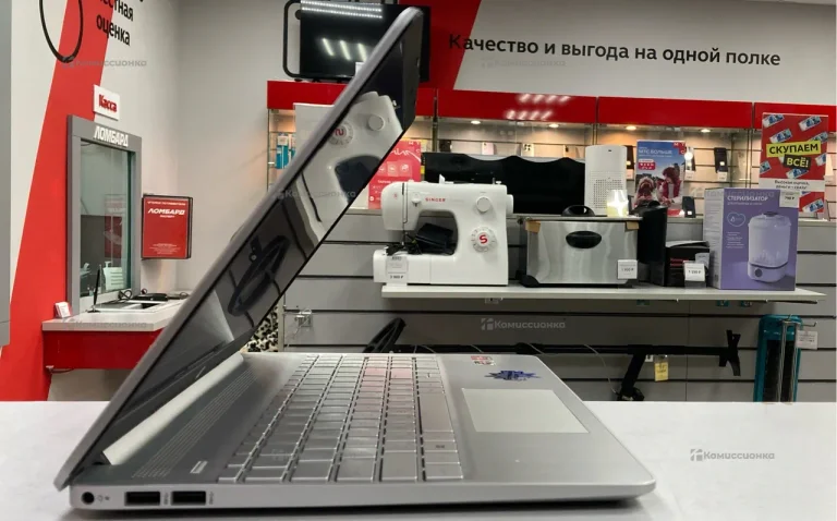 Ноутбук HP R7 4700U