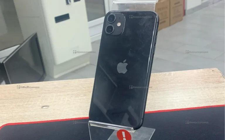 Apple iPhone 11 4/128 ГБ