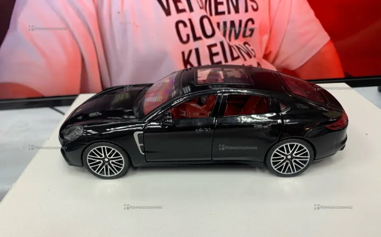 Машинка порш