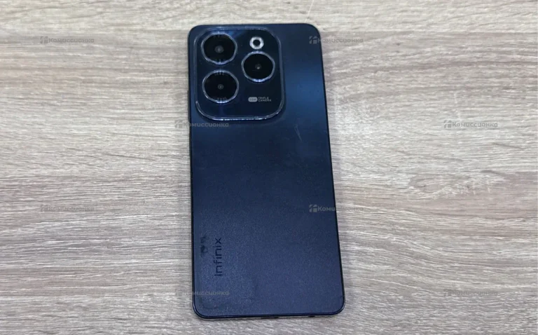 Infinix Hot 40 8/128 ГБ