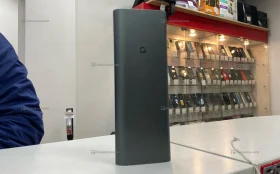 Электрическая отвертка с набором бит