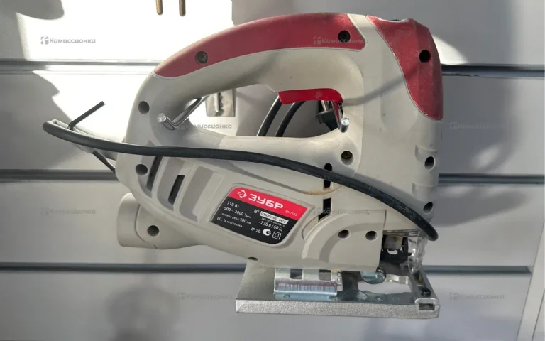 Электролобзик ЗУБР ЗЛ-710Э