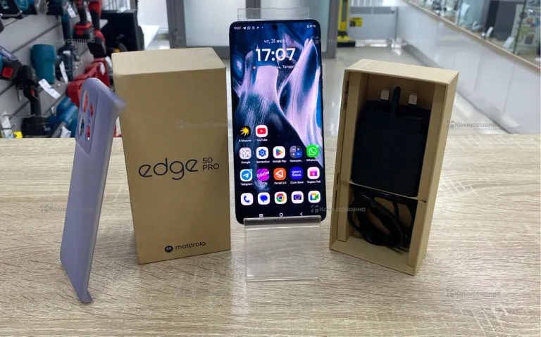 Motorola Edge 50 Pro 12/512Gb