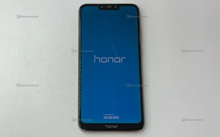 Honor 8C 3/32 ГБ