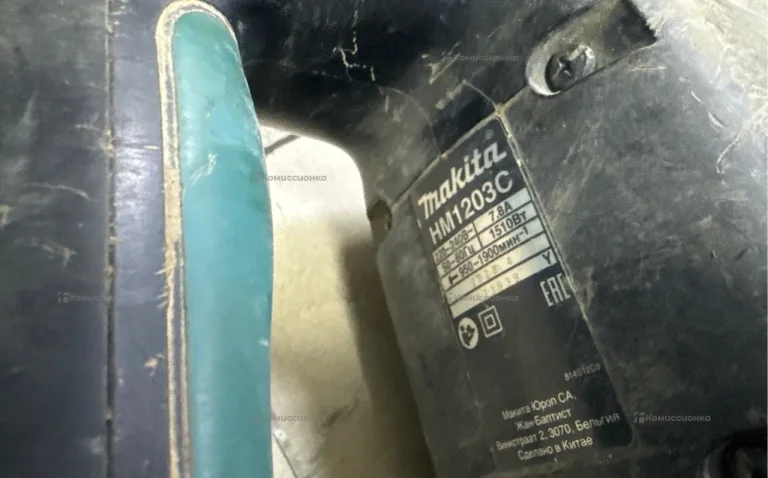 Отбойный молоток makita HM1203C