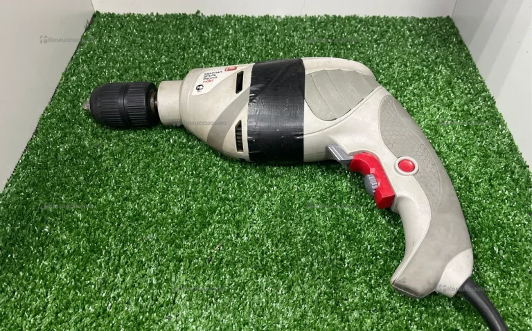 Ударная дрель 710BT