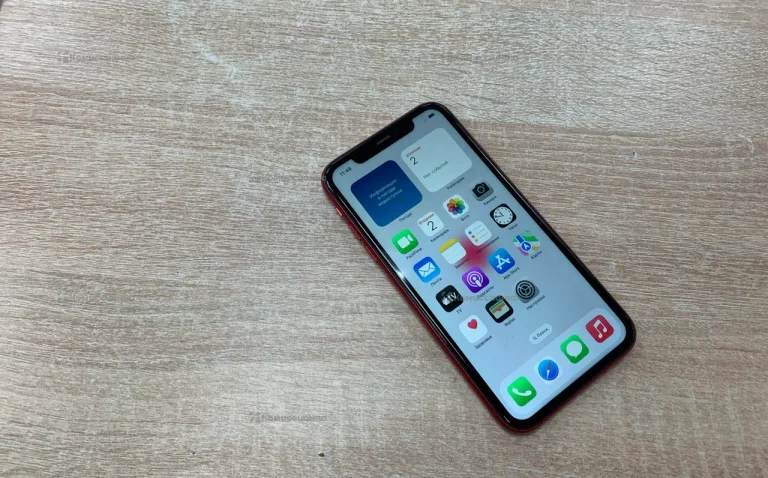Apple IPhone 11 64Gb