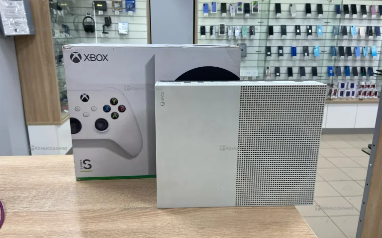 Приставка Xbox One S 512