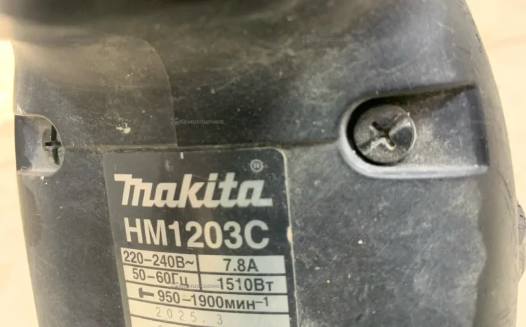 Отбойный молоток makita HM1203C