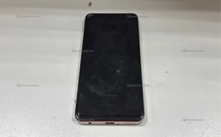 Realme 10 4/128 ГБ