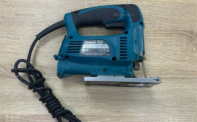 Makita лобзик 4326 / 4329