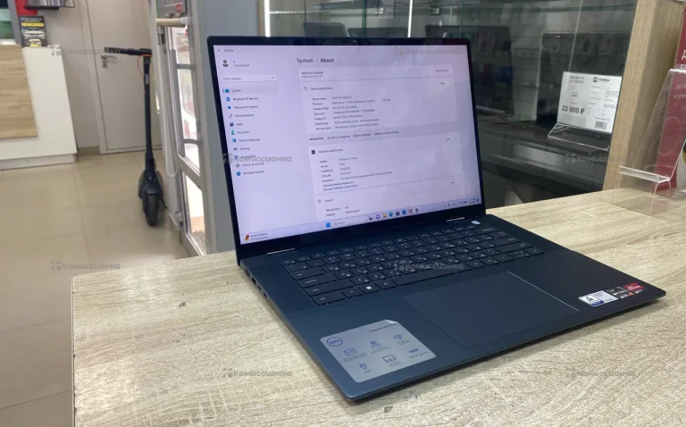 Ноутбук Dell P128F