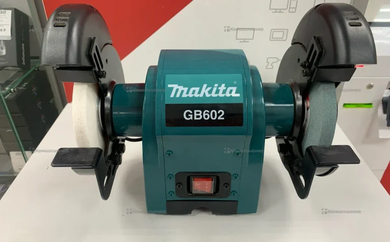 Станок для заточки универсальный Makita GB602