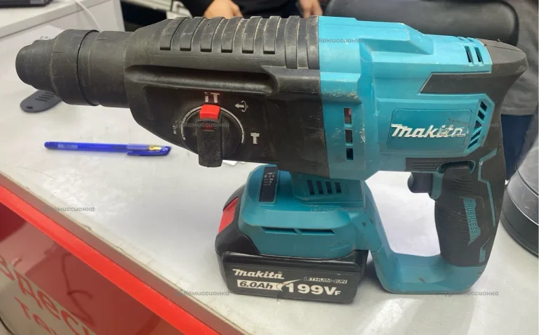 Перфоратор Аккумуляторный Makita